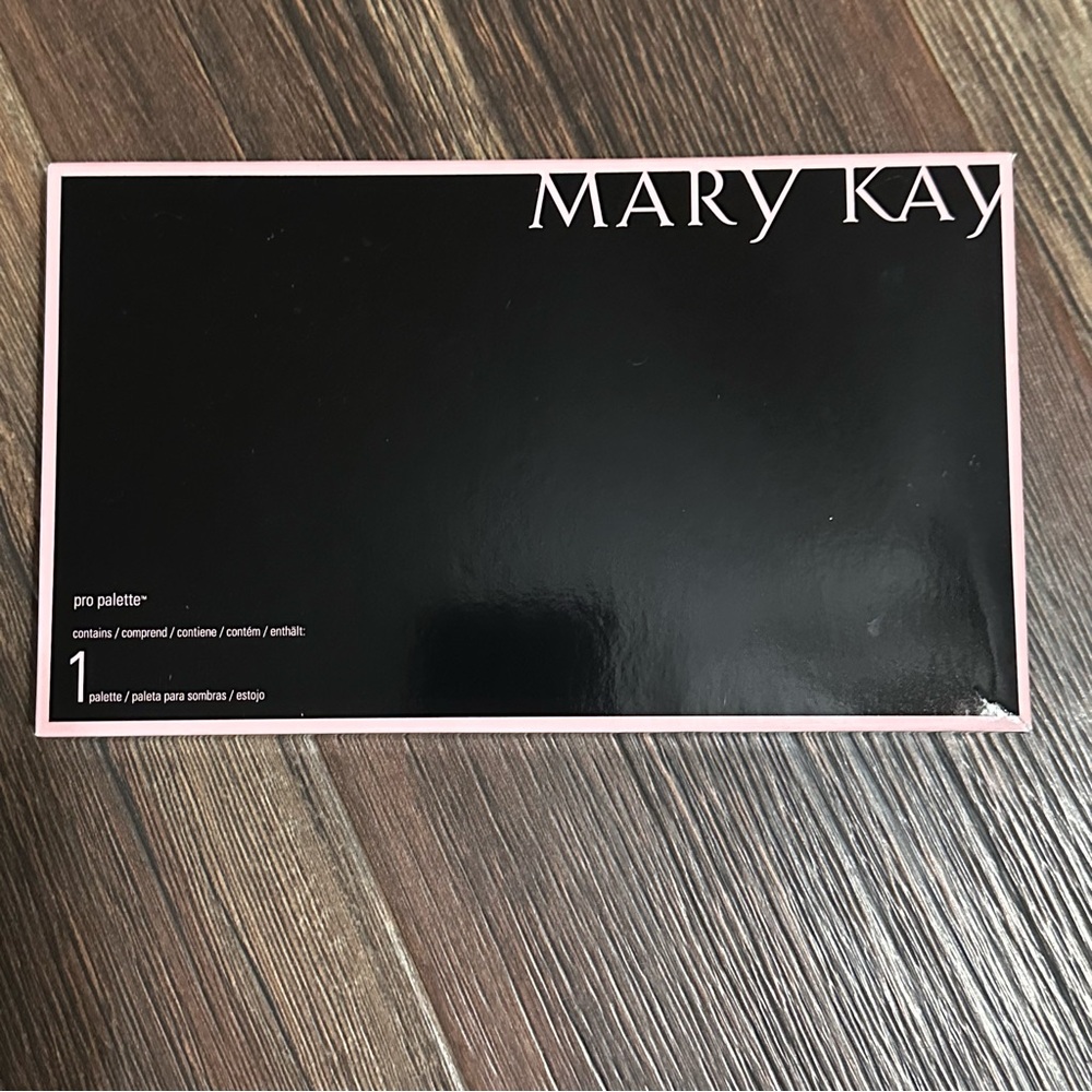 Mary Kay Pro Palette new in box unfilled